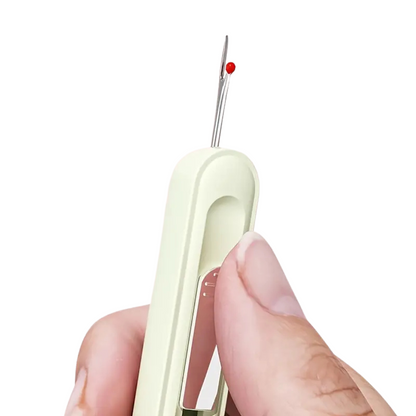 ThreadBuddy™ - 2-in-1 Naaldinrijger & Tornmes